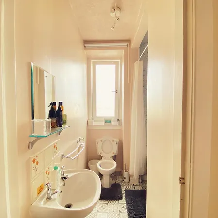 Edinburgh Meadowbank 1-Bedroom Flat Exterior photo